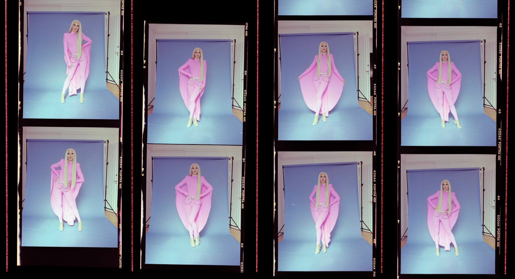 Filmrull-bilder av Marius Hagen som Pamela the Pam, som poserer i ulike posisjoner i rosa drakt.
